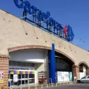 Compra de Carrefour Argentina: cuatro ofertas siguen en carrera y se define la próxima etapa