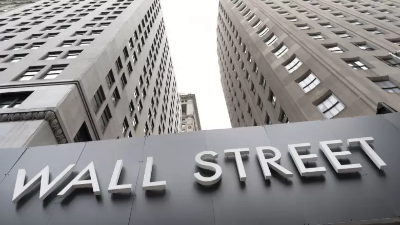 letrero-wall-street-el-distrito-financiero-nueva-york