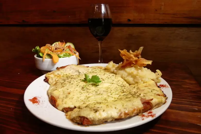 milanesa pollo a la parmesana