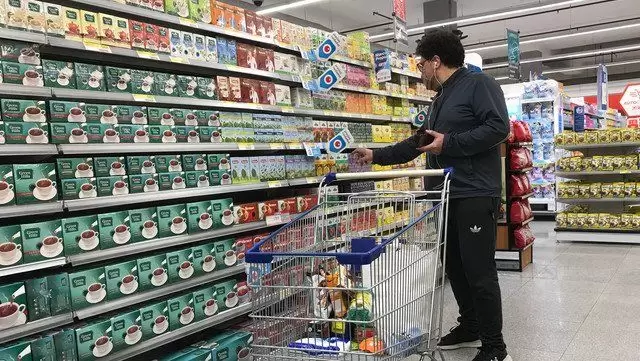 compras-en-supermercado-foto-german___z3sG4ce47_640x361__1