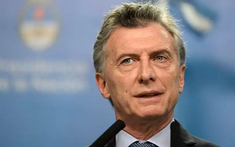 macri1(20)