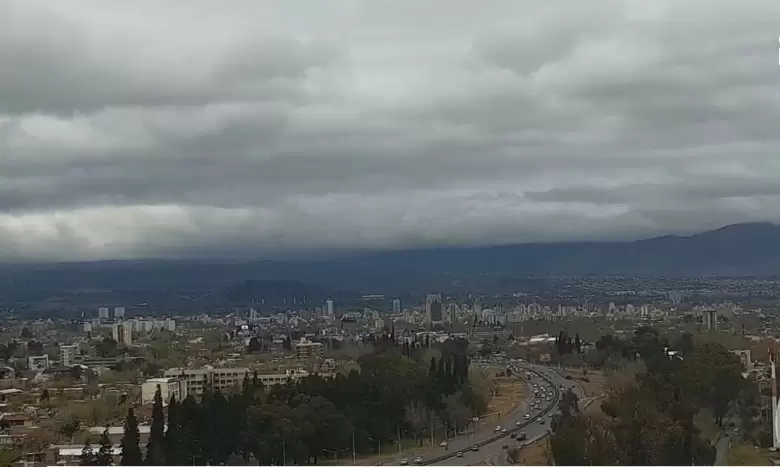 Mendoza lluvia nublado