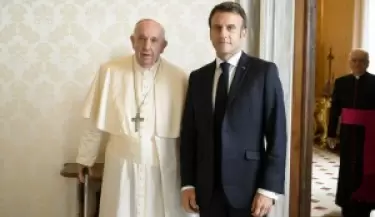 papa -francisco-macron