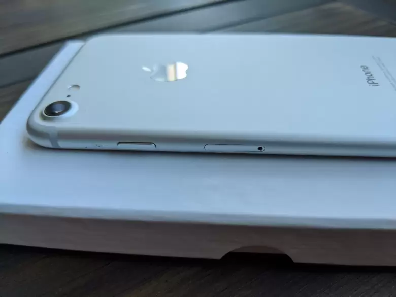 iphone-7-32gb-silver-usado