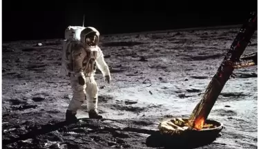hombre a la luna