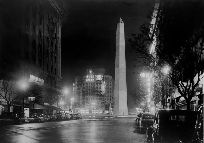 obelisco