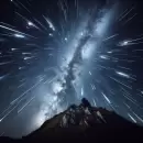 Lluvia de estrellas doble en abril: cuál es el mejor momento para observarla