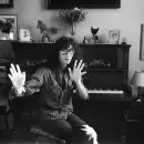 Fito P�ez anunci� el lanzamiento de "Shine", su nuevo disco, con un viaje cinematogr�fico por su pasado