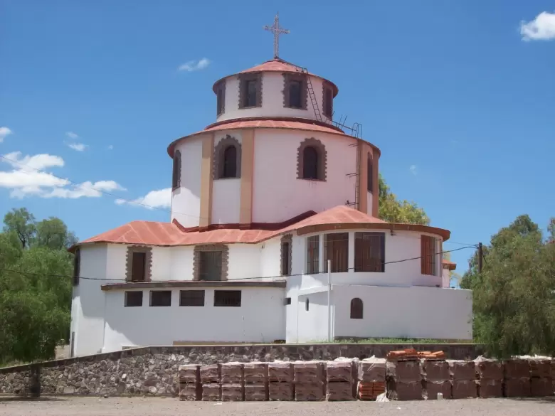 Capilla junto al santuario nuestra Señora de Lourdes en el Challao