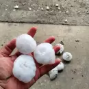 Impactantes videos: la lluvia y el granizo ocasionaron da�os en Santa Rosa