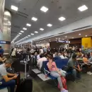 Controladores aéreos ratificaron el paro en las Fiestas: cuántos vuelos afectará