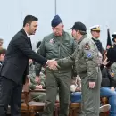Indignado, el ministro Luis Petri echó al jefe de la Fuerza Aérea por una falta gravísima