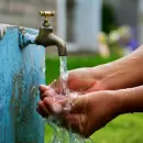 Una encuesta revela cómo los mendocinos incorporan el cuidado del agua en tareas cotidianas