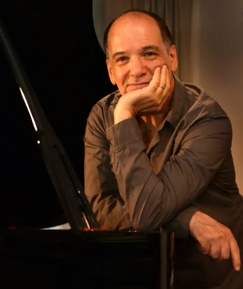 adrian iaies