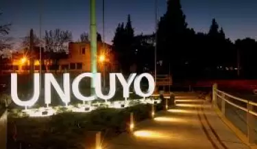 uncuyo noche