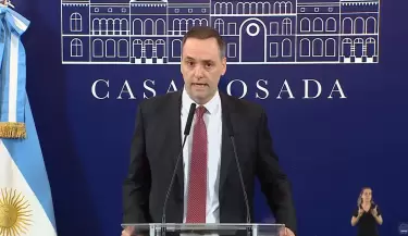 manuel adorni
