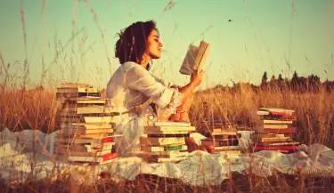mujer leyendo