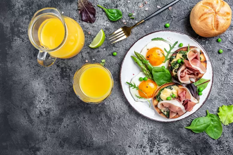 DESAYUNO