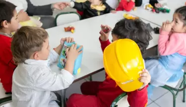 jardin de infantes ninos escuela