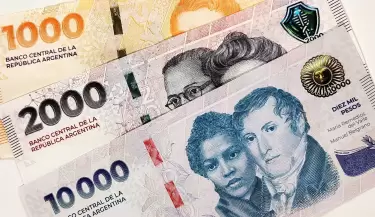 pesos argentinos