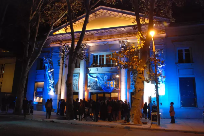 TEATRO INDEPENDENCIA 2012 BICENTENARIO