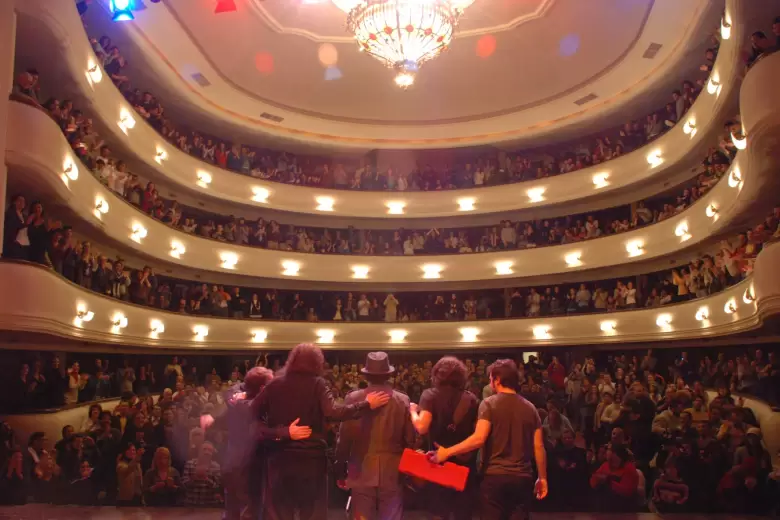 TEATRO INDPENDENCIA DOLINA 2010