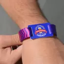 Así funcionará el sistema cashless de pulseras para consumir en la Fiesta Provincial de la Cerveza