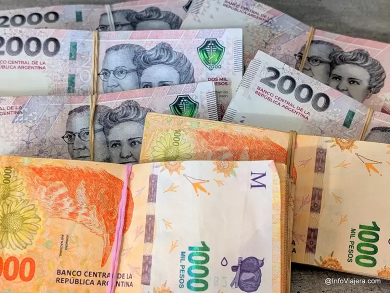 pesos argentinos