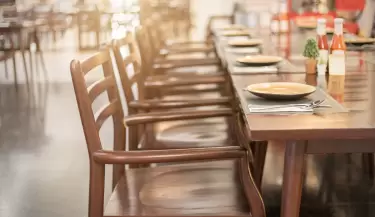 mesa y sillas
