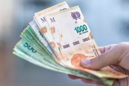 pesos argentinos