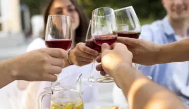 jovenes vino