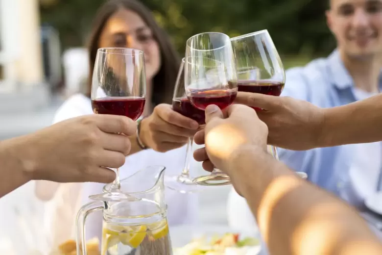 jovenes vino
