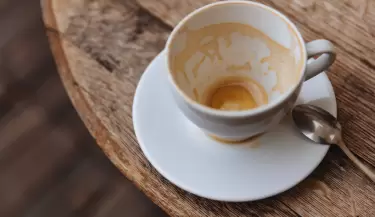 taza casi vacia