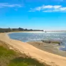 La paradisíaca playa secreta en la Costa Atlántica que atrapa por sus arenas caribeñas