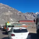 (Video) Miles de mendocinos viajaron a Chile y abarrotaron de veh�culos Los Libertadores