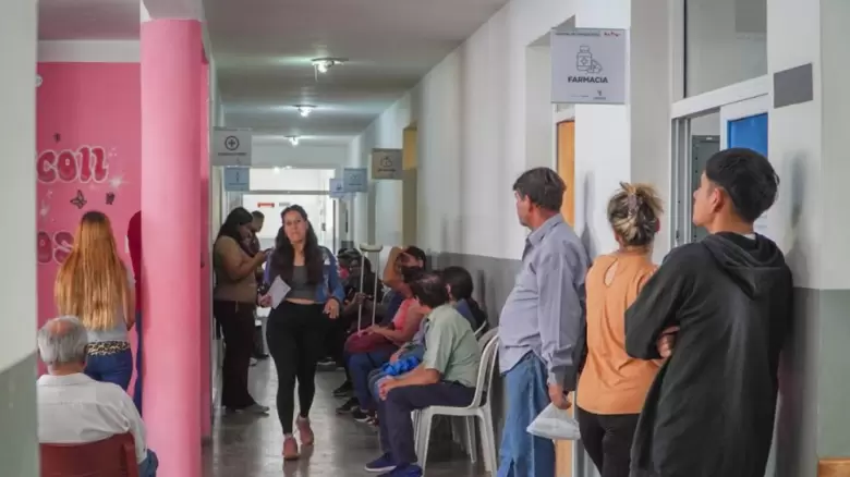 La Rioja no le cobrará atención médica a los extranjeros no residentes.