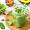 El batido "oro verde" que rejuvenece la piel, elimina arrugas y produce col�geno