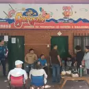 (VIDEO) Trabajadores de Gonzalo realizan vigilias en las puertas de la fábrica esperando una respuesta