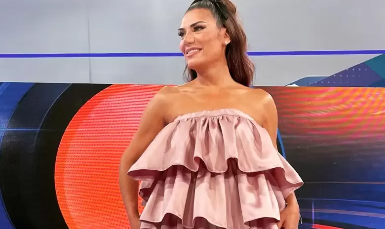 Flor de la V se fue de Am�rica TV