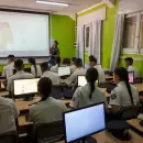 La Polic�a de Mendoza instruye a estudiantes con formaci�n militar que aspiran a entrar a la fuerza