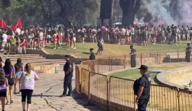 Incidentes en el banderazo estudiantil - Foto: Polic�a de Mendoza