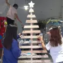 El Servicio Penitenciario entregó 35 pinos de Navidad a escuelas de Luján de Cuyo