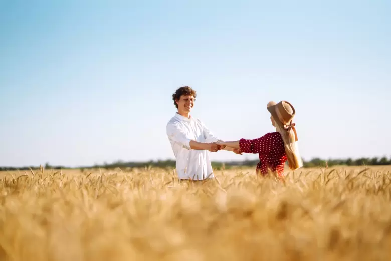 PAREJA
