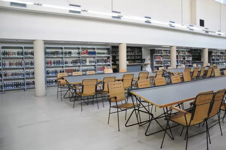 Horario de verano en la Biblioteca Pública General San Martín