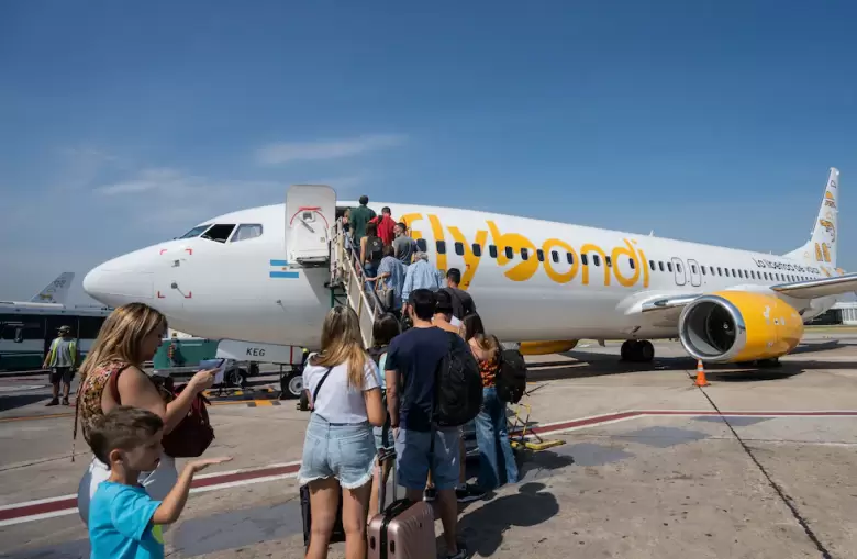 Segu� en vivo los vuelos cancelados de Flybondi