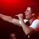 Completamente Enamorados: El clásico de Chayanne que sigue conquistando amores