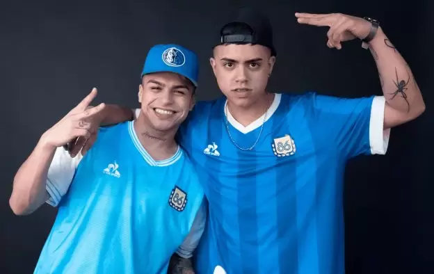 LA T Y LA M