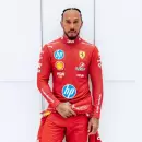 "Primera vez en rojo": La foto de Hamilton con el uniforme de Ferrari que revolucionó a los fanáticos
