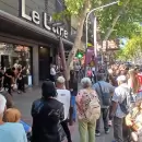 Con buen malbec y excelente música la Ciudad dio una Bienvenida a turistas en pleno centro