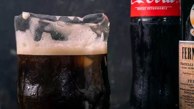 EL FERNET ES UNA DE LAS BEBIDAS M�S POPULARES EN ARGENTINA